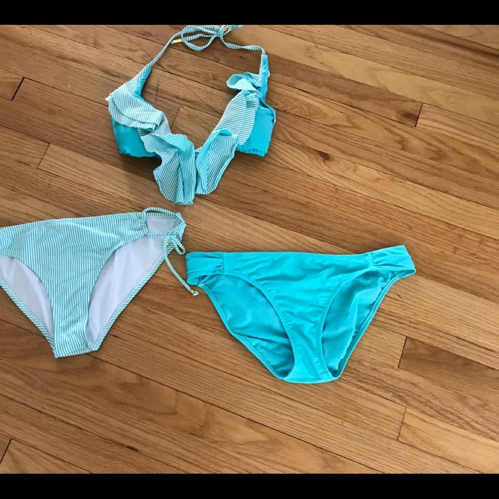Jessica Simpson bikini
